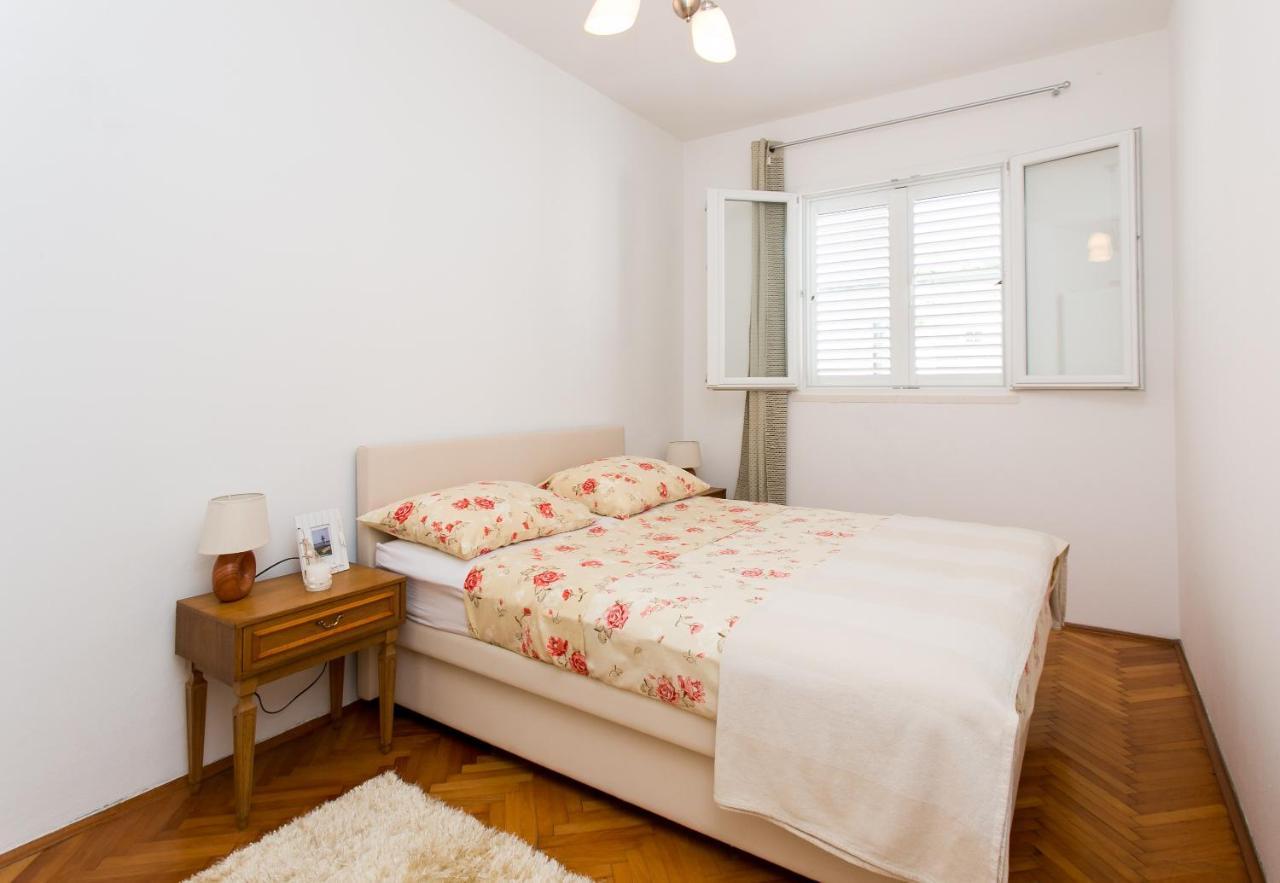 Heliva Apartment *