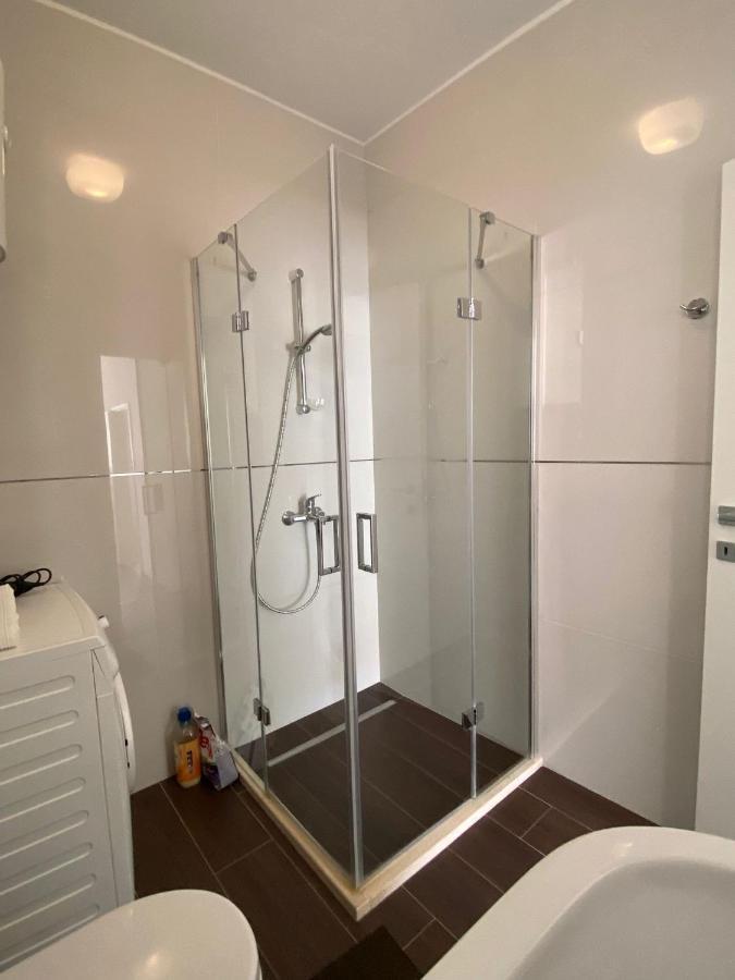 Heliva Apartment
