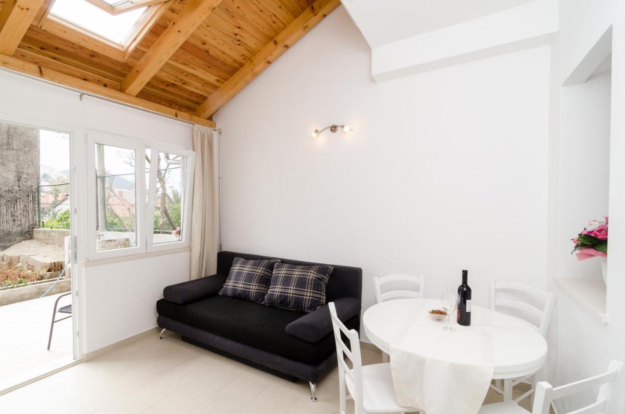 Apartment Heliva *
